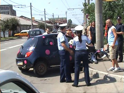 Foto accident B-dul Bucuresti (c) eMM.ro